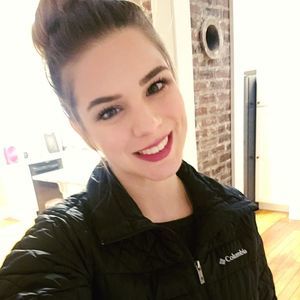 Meet your Posher, Kayla